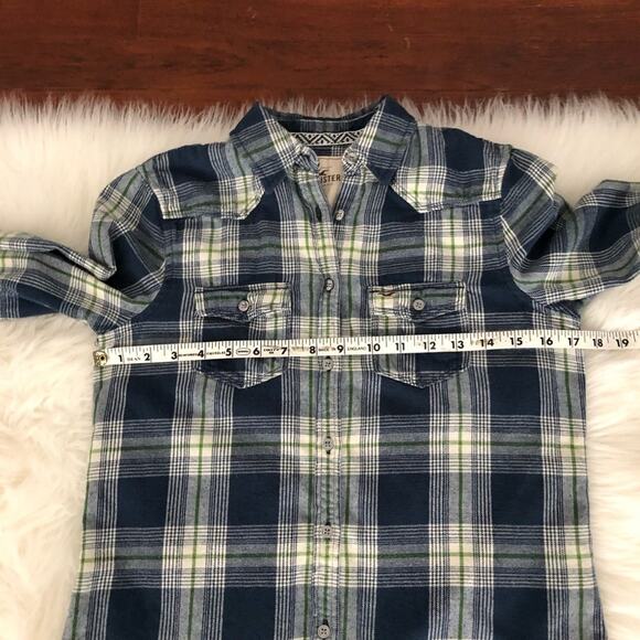 Hollister Blue & Green Plaid Flannel Button Up Top - Picture 4 of 5